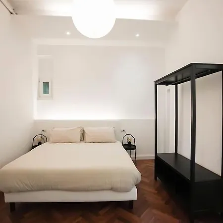 Appartamento 5 Min Duomo - Novella Boutique - Parcheggio *